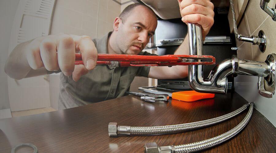 Expert burst pipe repair services in Whick, KY